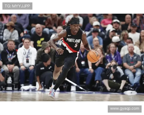 阿夫迪亚差点拿三双 开拓者险胜雷霆保持连胜势头